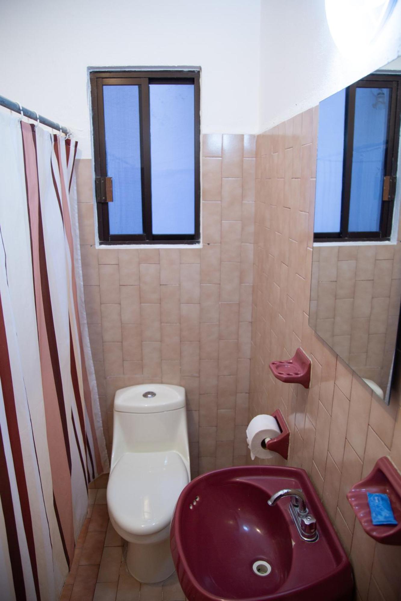 Privada Guadalupe Hotel Monterrey Room photo